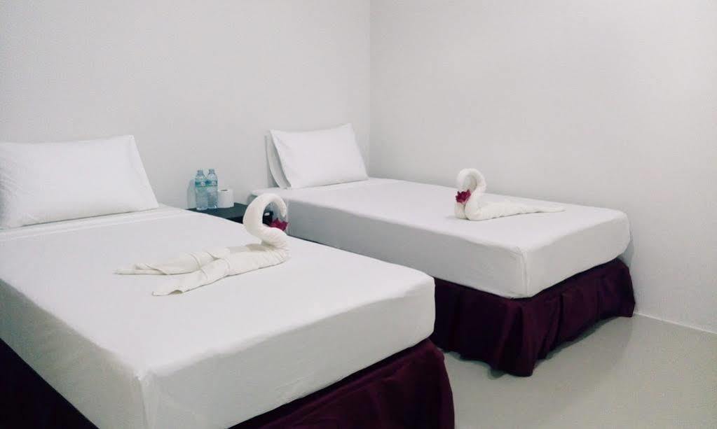 Reggaeinn Phi Phi Don Exterior photo